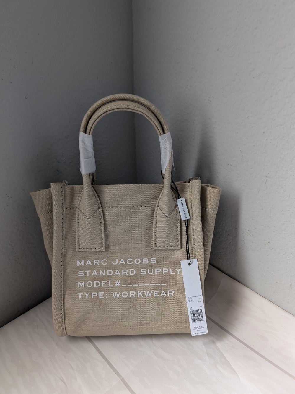 NWT Marc Jacobs Small Canvas Standard Supply Tote Crossbody in Beige
